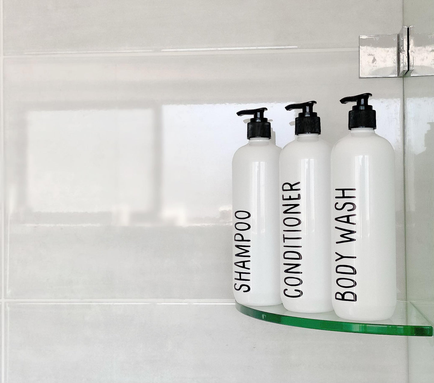 Set of 3 White Shampoo, Conditioner and Body Wash Pump Bottles