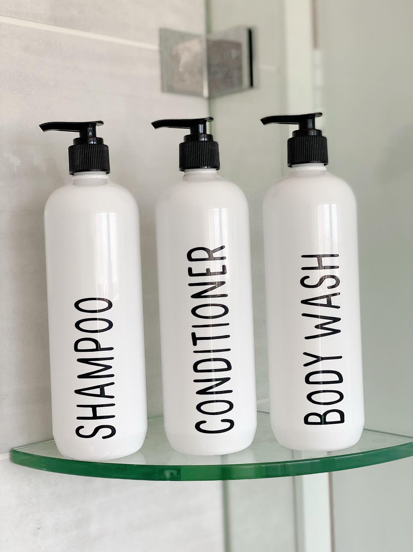 Set of 3 White Shampoo, Conditioner and Body Wash Pump Bottles